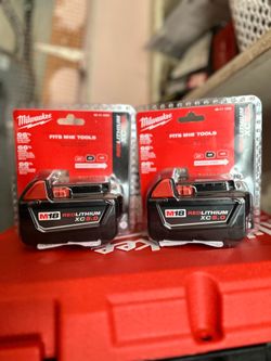 M18 18-Volt 5.0 Ah Lithium-lon XC Extended Capacity Battery