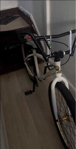 wheelie bike 26 inch (CHECK DESCRIPTION)