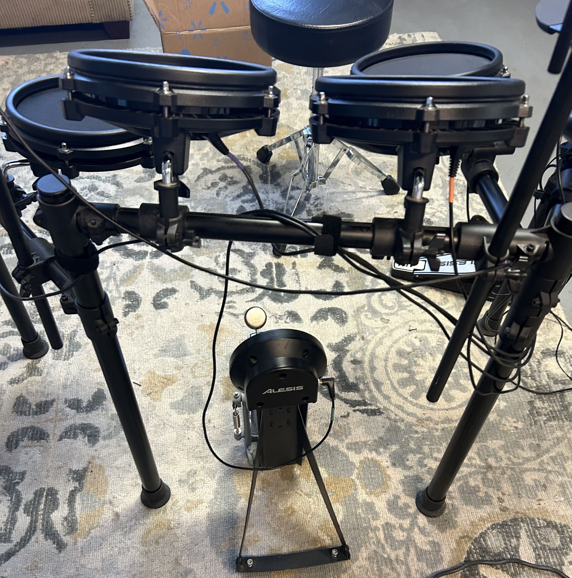 Alesis Turbo Mesh Electric Drum Set