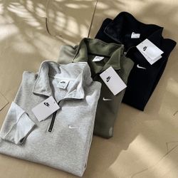 Nike Quarter Zip And Sweat Pants 