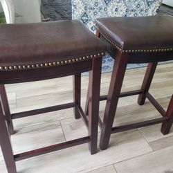 2 Bar Stools 29"
