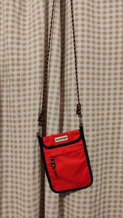 Compact HUNTER purse
