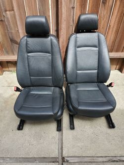 11-13  BMW 328i E92 FRONT SEATS