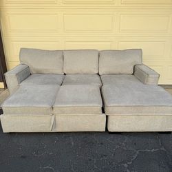 Gray Bob’s Furniture Sectional Couch Sofa With Pull Out Bed & Storage