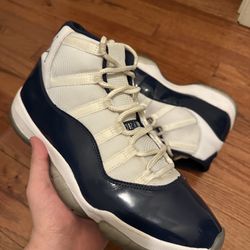 Jordan Retro 11 “Win like 82”