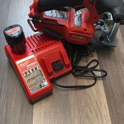 Milwaukee Circular Saw