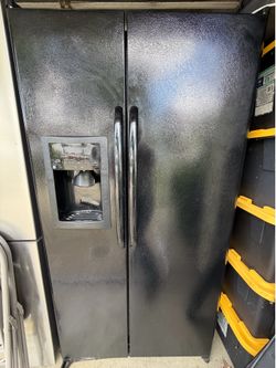 Black GE Side by Side Refrigerator