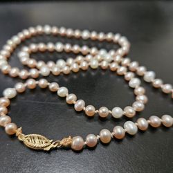 VINTAGE 22" Genuine Fresh Water Pearl Necklace Bracelet W/ 14k GOLD Clasp Like Akoya From 1950s Jewelry Extra high Quality 5mm