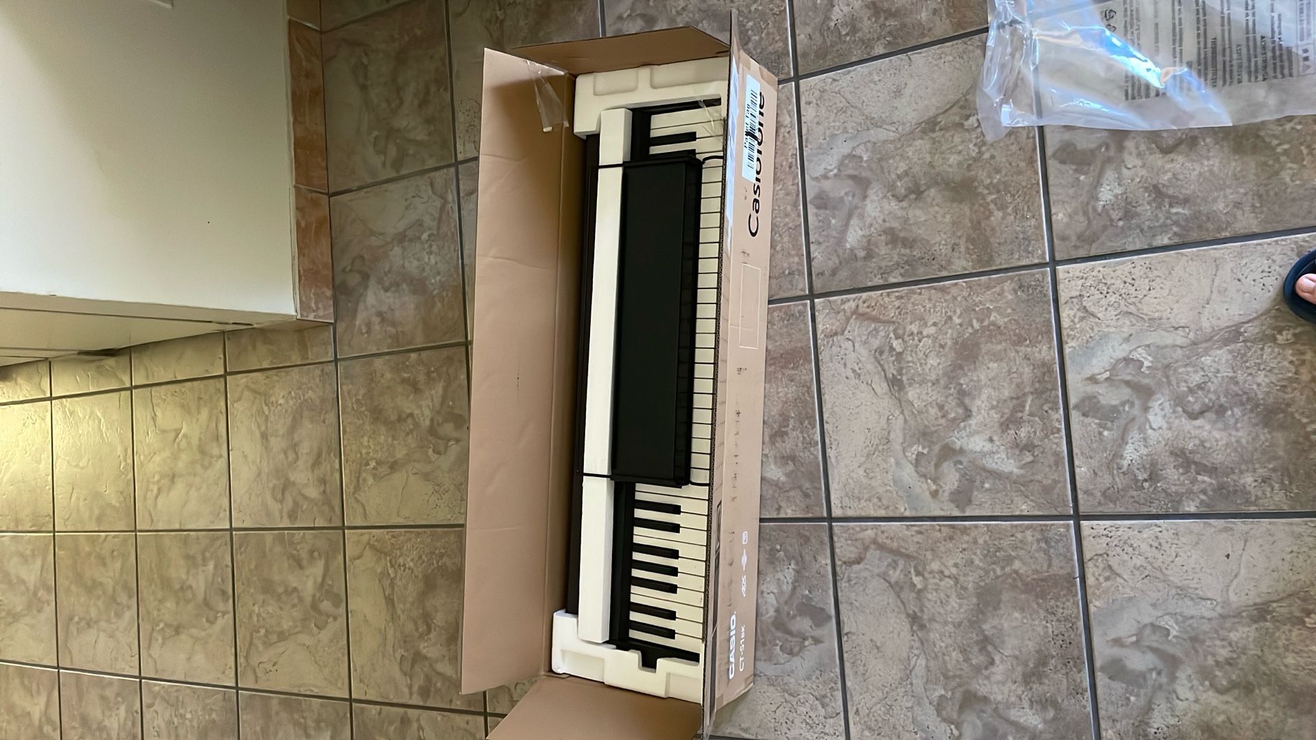 Piano Casio CT-S1bk