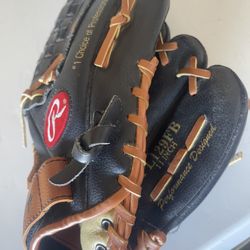 Baseball Glove Size 11 Inches Right Hand Throw 