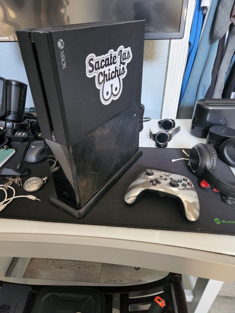 Xbox One And Wired Controller