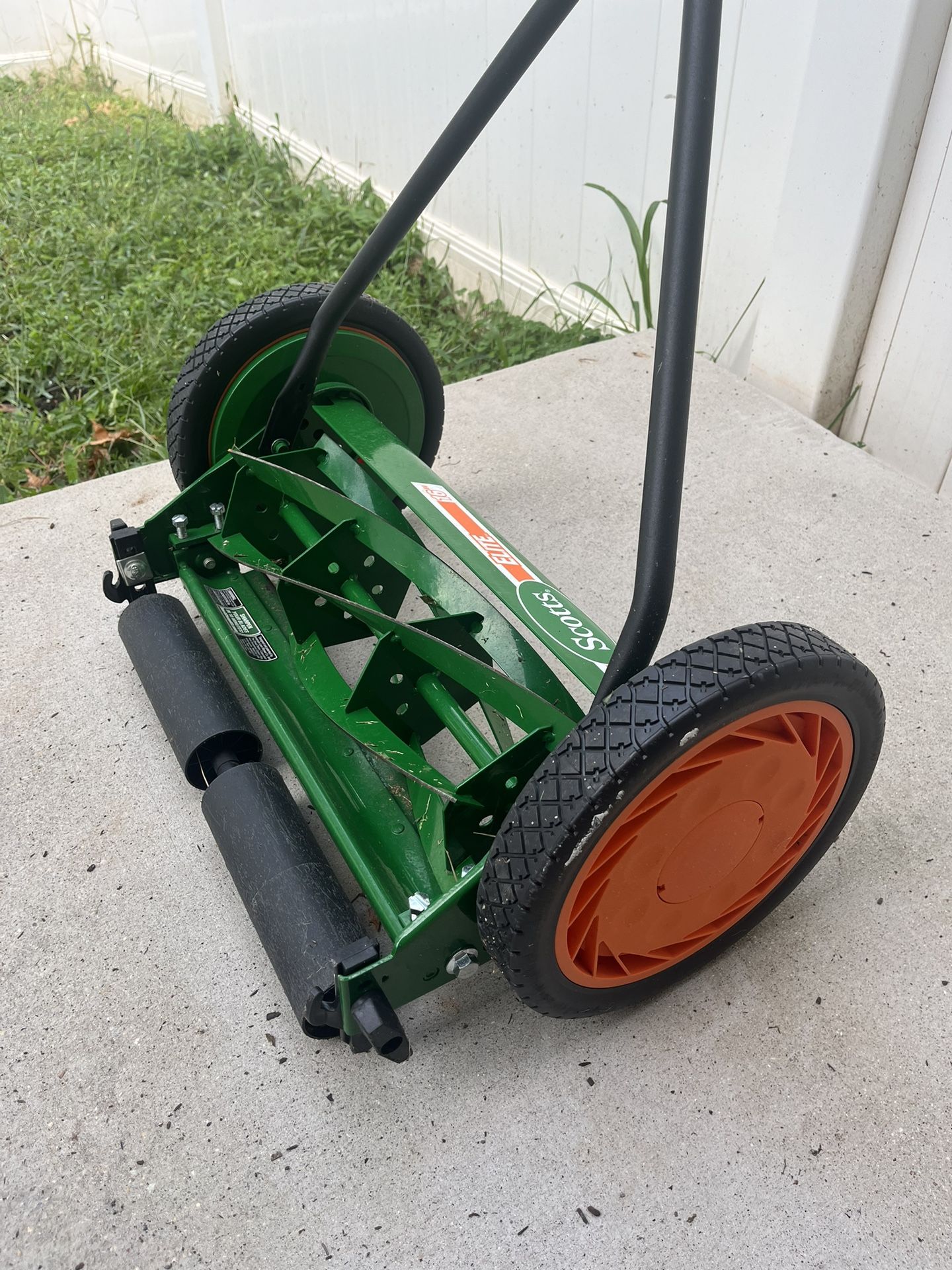 Reel Lawn Mower