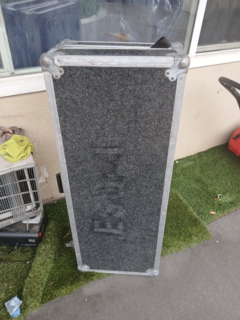 Dj Cofin 80 % Good Condition Keyboards Or Other  Instruments $110