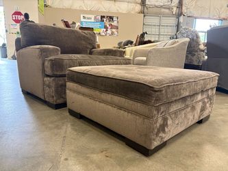 JONATHAN LOUIS Brown Chenille Plush Lounge Chair with Storage Ottoman