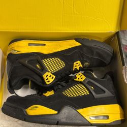 Jordan 4 Retro