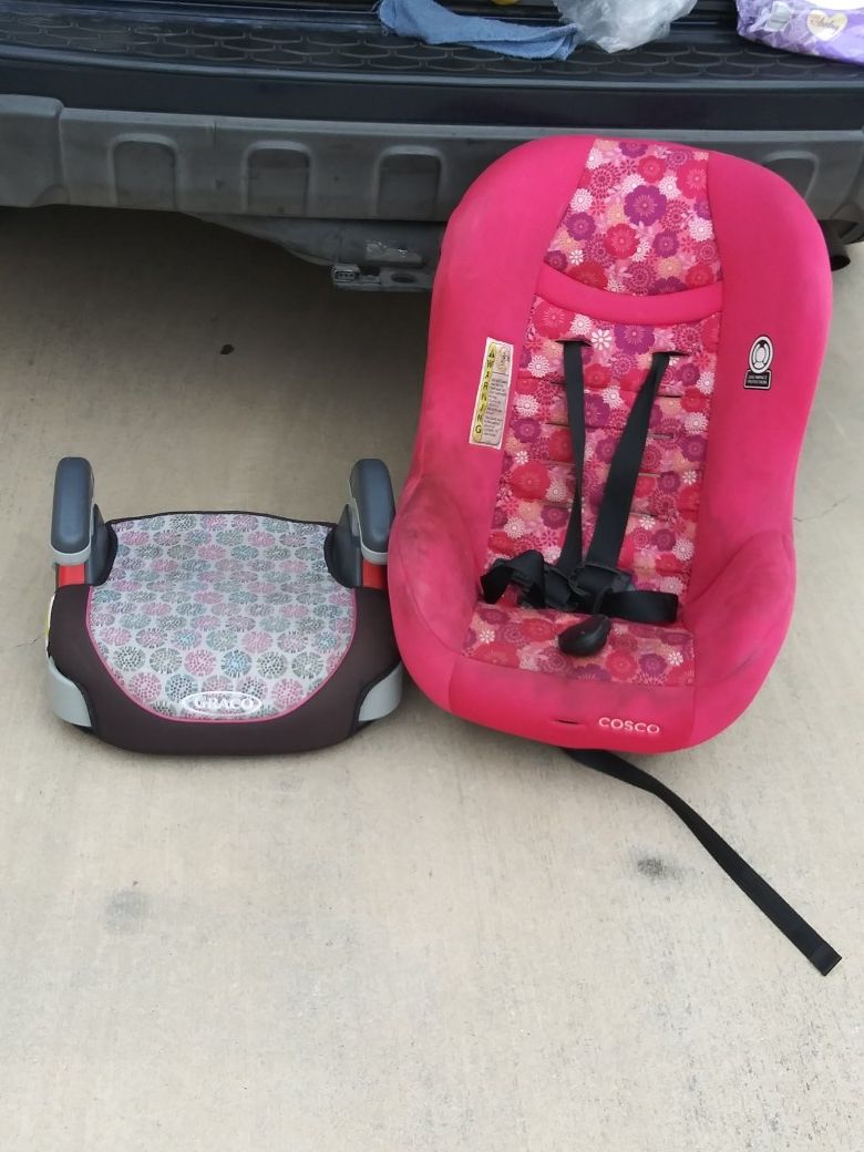 Booster seat and carseat 30$ for both