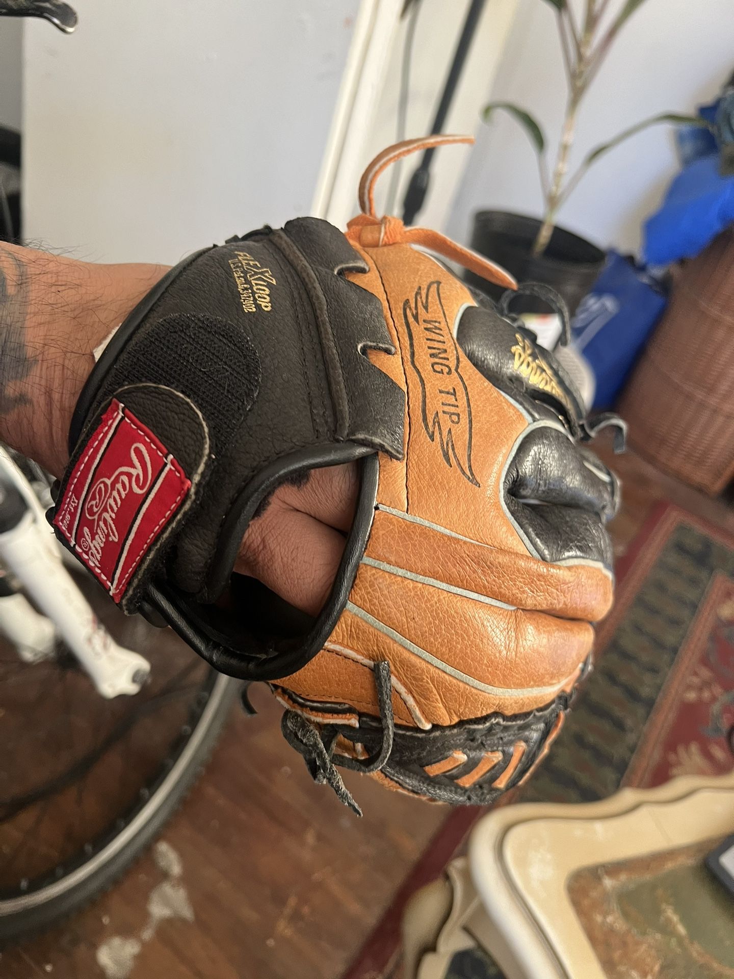 Rawlings Baseball Glove 