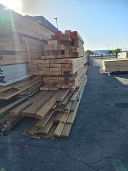 40 thousand pounds of cull lumber.  $2,500 free delivery with forklift unloading