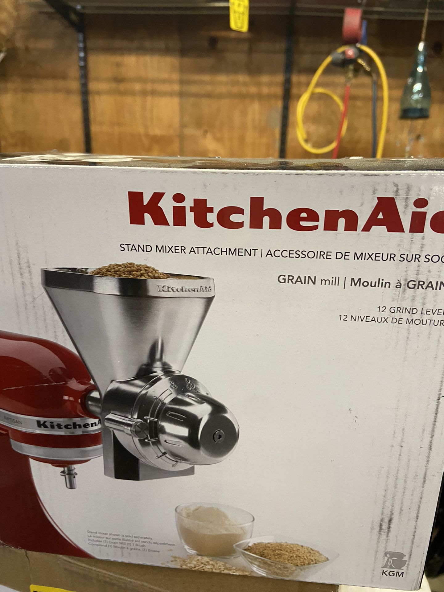 Brand New KITCHENAID METAL GRAIN MILL ATTACHMENT STAND MIXER ATTACHMENT KGM  for Sale in Irving, NY - OfferUp