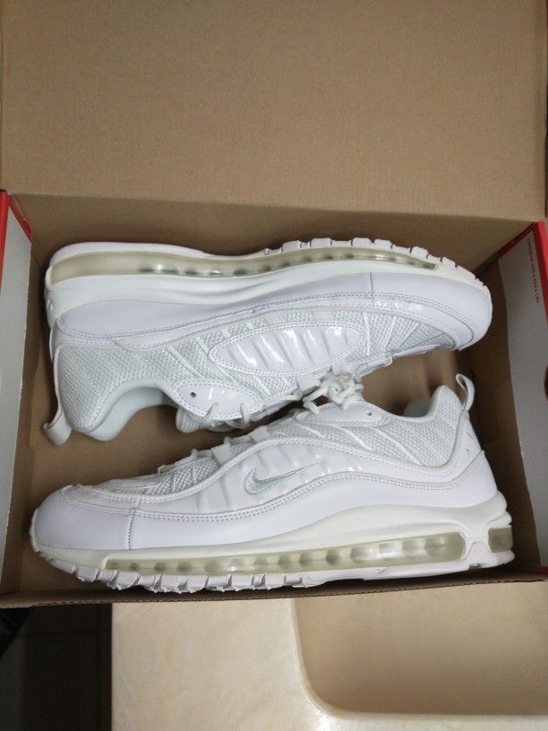 New Nike Air Max 98 Men Size 12 White