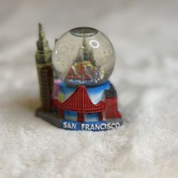 San Francisco Bridge Snow Globe