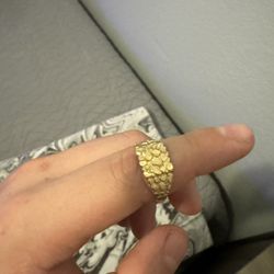 10k Gold Nugget Ring 