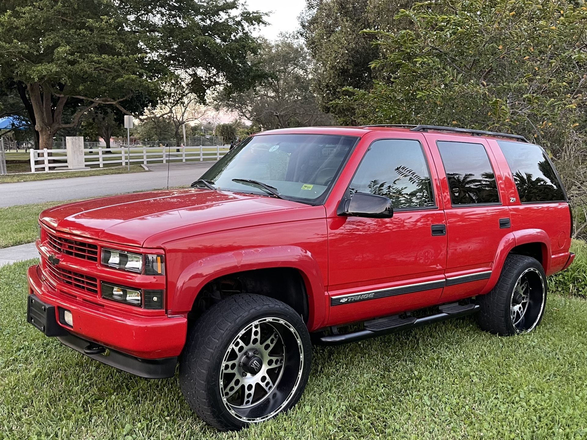 2000 Chevrolet Tahoe Limited/Z71 for Sale in Fort Lauderdale, FL OfferUp