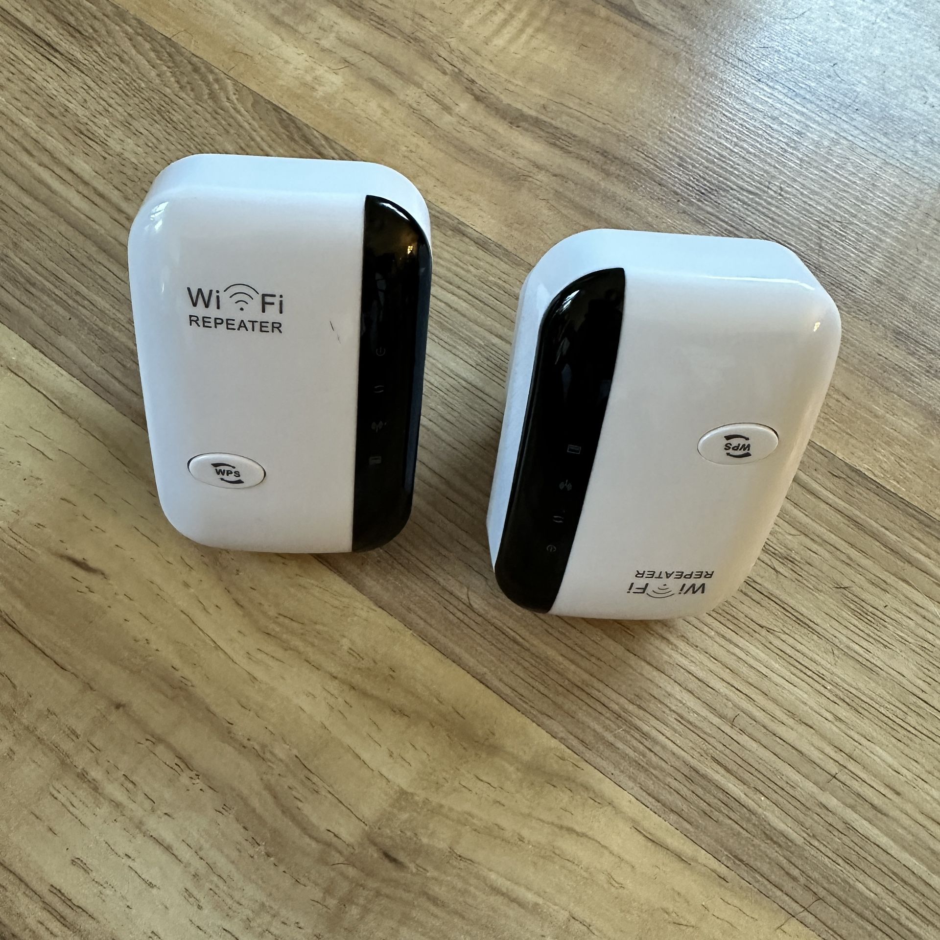 WiFi Extender Signal Booster – Up to 5000 sq.ft & 50 Devices