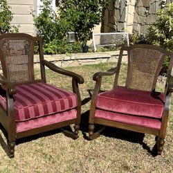 VINTAGE ROCKING CHAIRS 