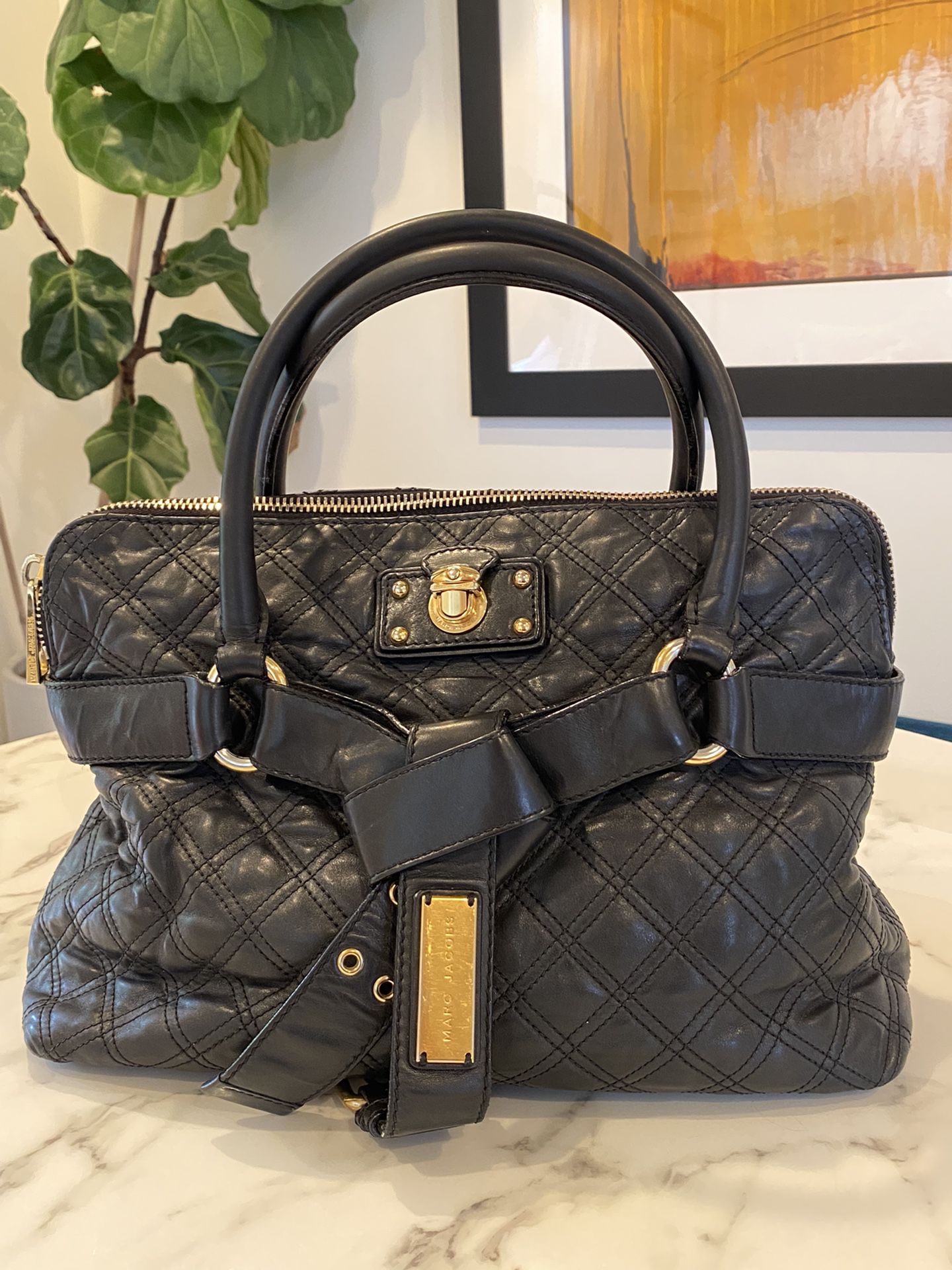 Authentic MARC JACOBS Calfskin Quilted Satchel Tote bag in Black