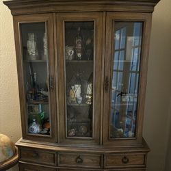 Real  Wooden China Cabinet 