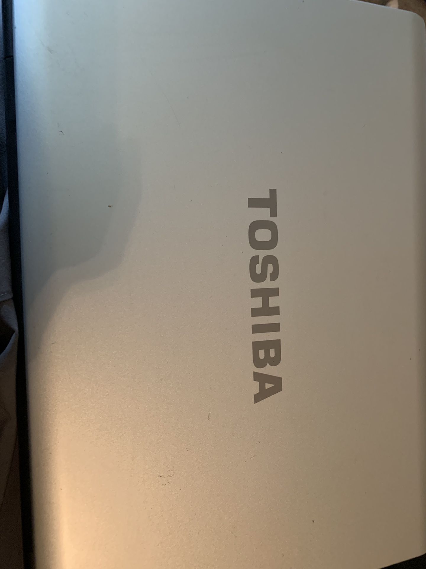 Toshiba Laptop “15 screen
