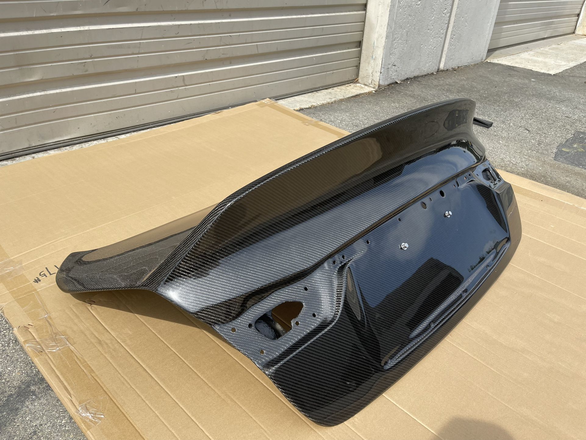 New 2018 2019 2020 2021 2022 2023 Infiniti Q50 4DR VIS Racing Demon Style Carbon Fiber Trunk 