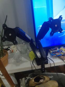 ERGO AV Type C-Clap  ORGrommet Base attached  Base