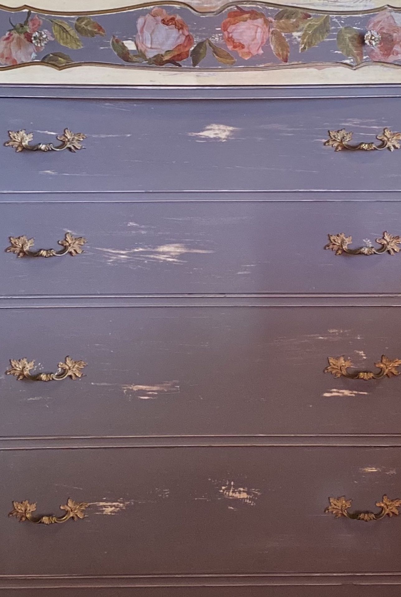 Beautiful French Provincial Dresser