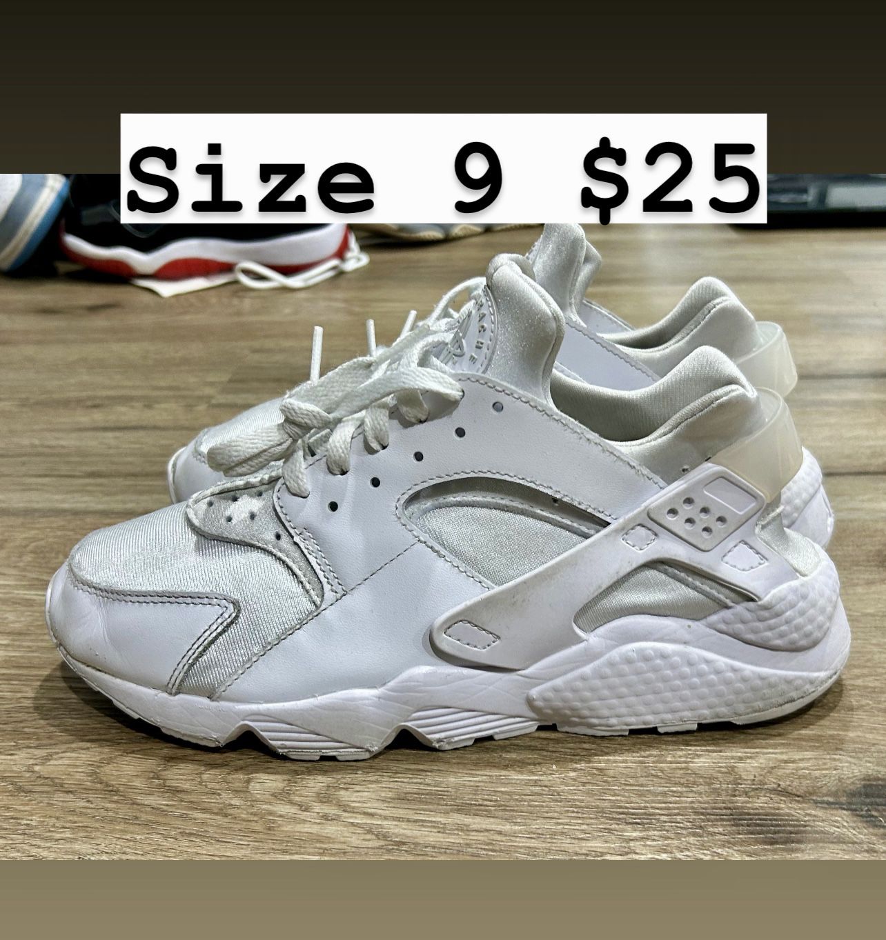 Nike Huaraches Size 9 Men 