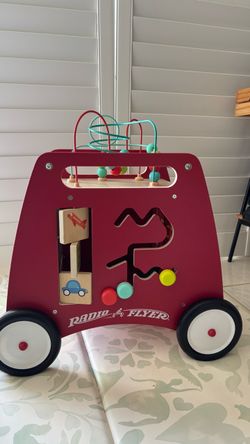 Radio flyer deluxe push and play