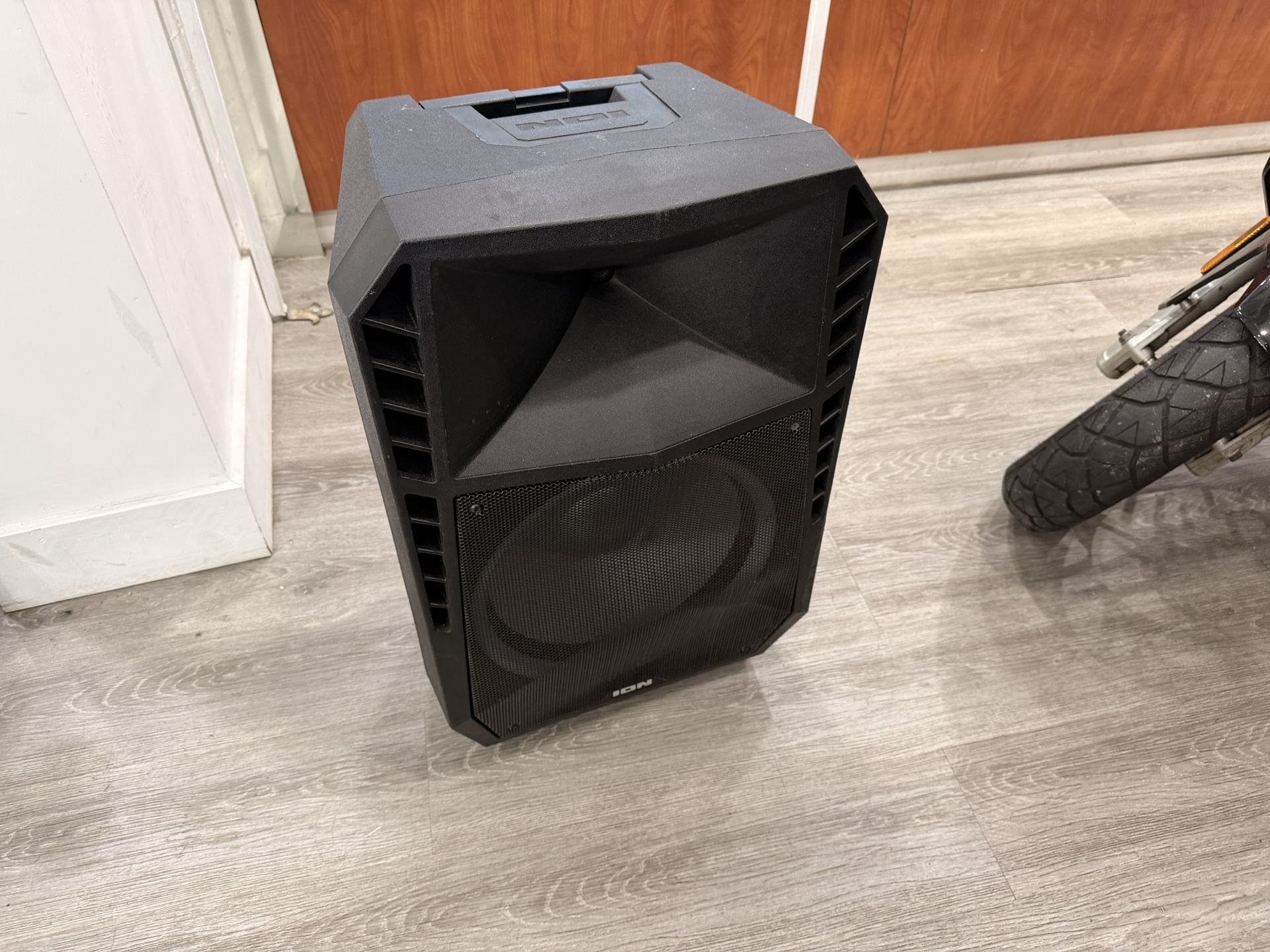 ION Speaker IPA 123 For Sale!!