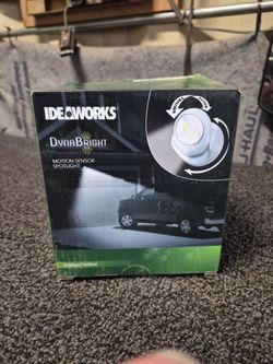 New In box DynaBright Motion sensor Spotlight