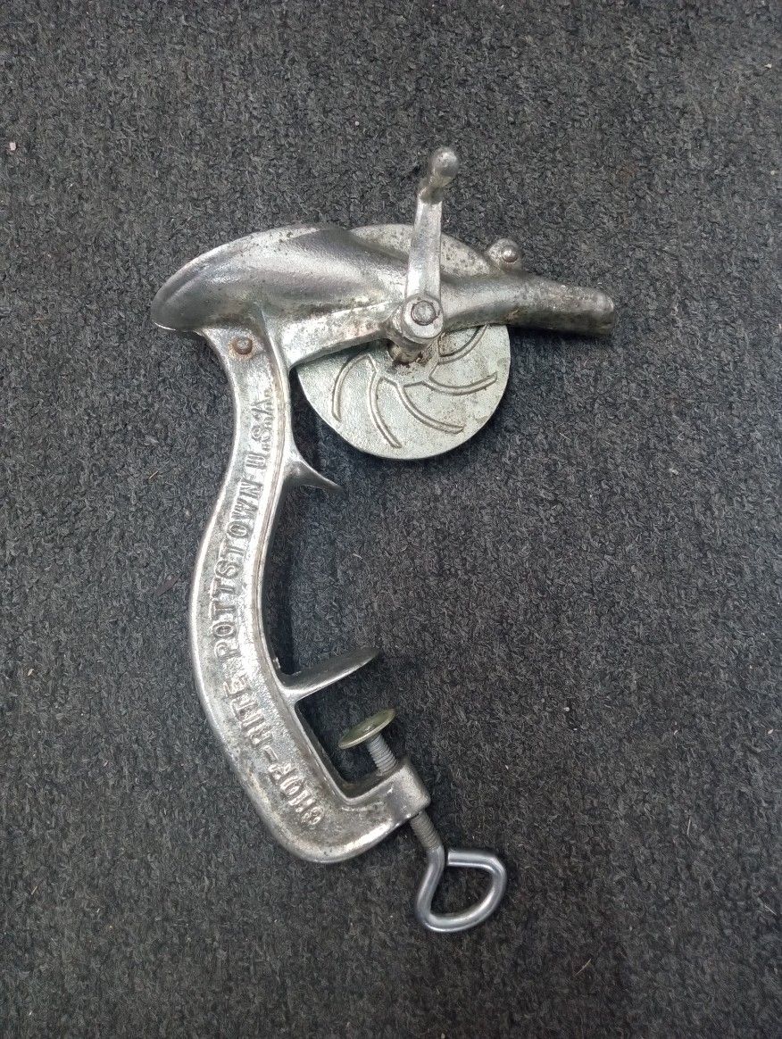 Chop-Rite Old-Fashioned Antique-Style Cherry Pitter 16 chop - Rite Pottstown USA