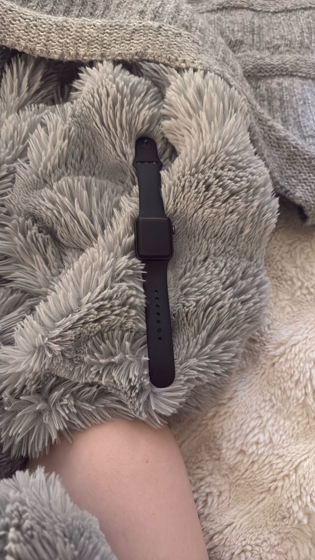Black Apple Watch Series 3 38MM