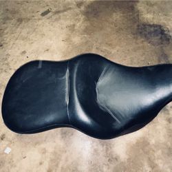 Harley Davidson Touring Seat