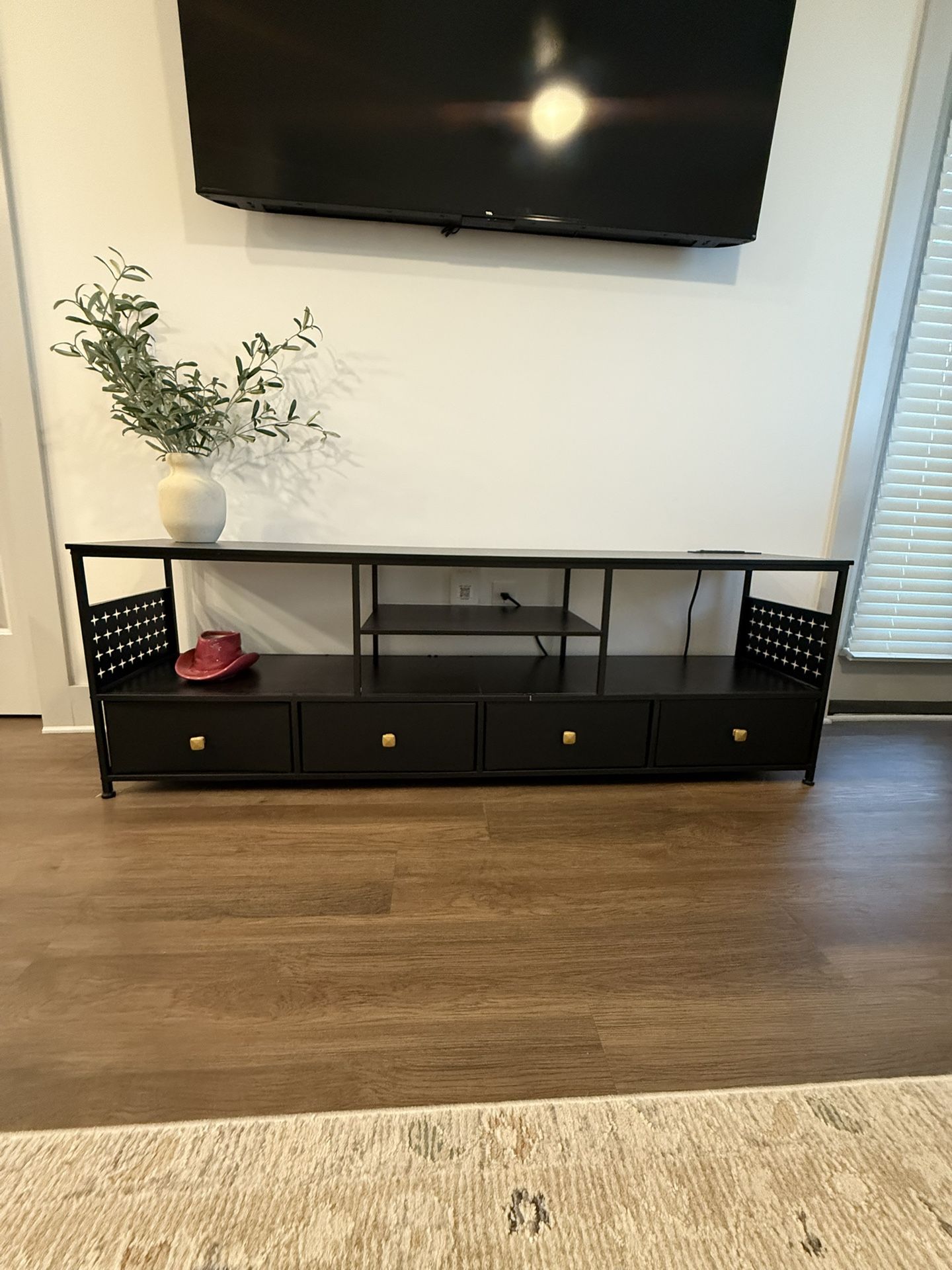 Powered Media Console