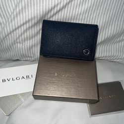 Authentic BVLGARI WALLET - Great Gift 🎁