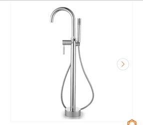 Glacier Bay
Milly 1-Handle Freestanding Roman Tub Faucet with Hand Shower in Chrome