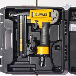 DEWALT

Pneumatic 18-Gauge 1/4 in. Crown Stapler

