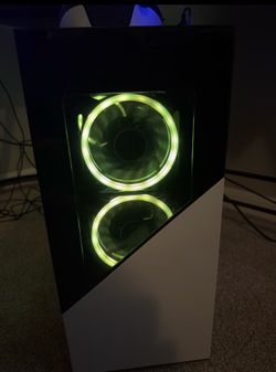 CyberPowerPC - Gamer Supreme Gaming Desktop - AMD Ryzen 7 3700X - 16GB Memory - AMD Radeon RX 5700 XT - 1TB SSD
