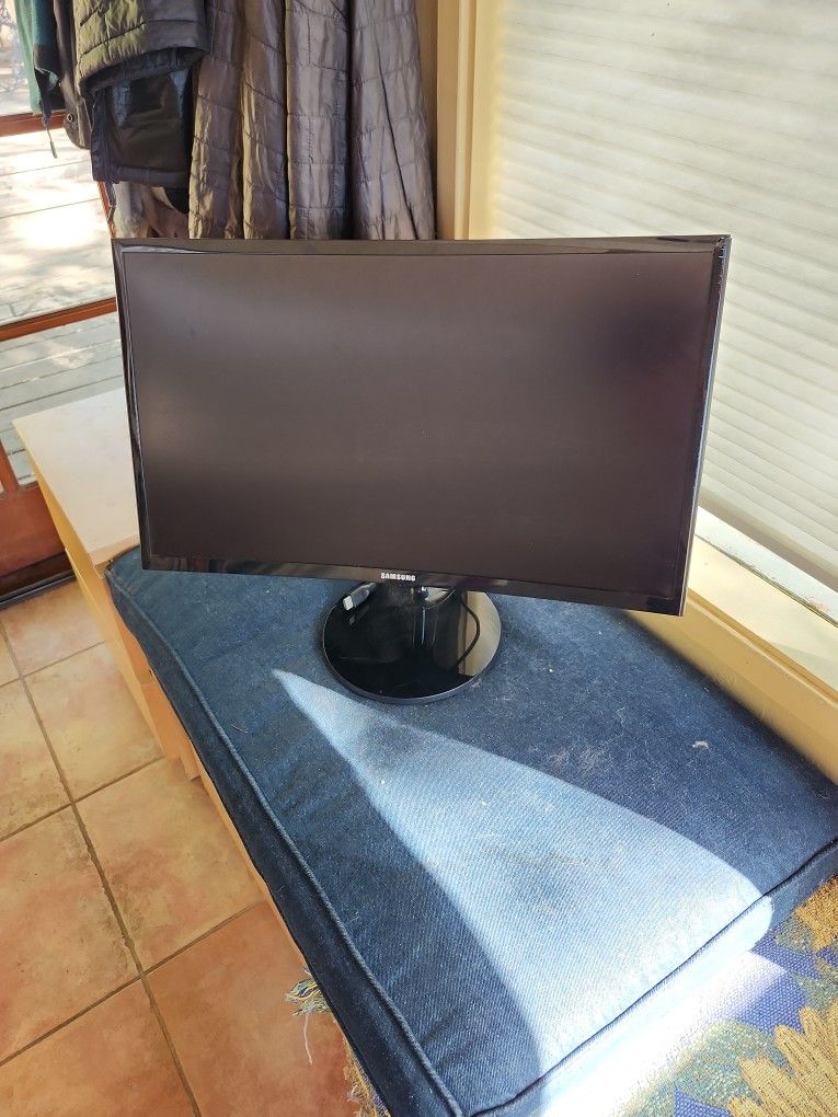 Samsung Computer Monitor