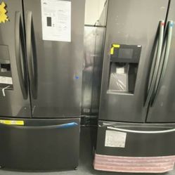 French Door Stainless Steel Samsung Fridge up to 50% Off MSRP