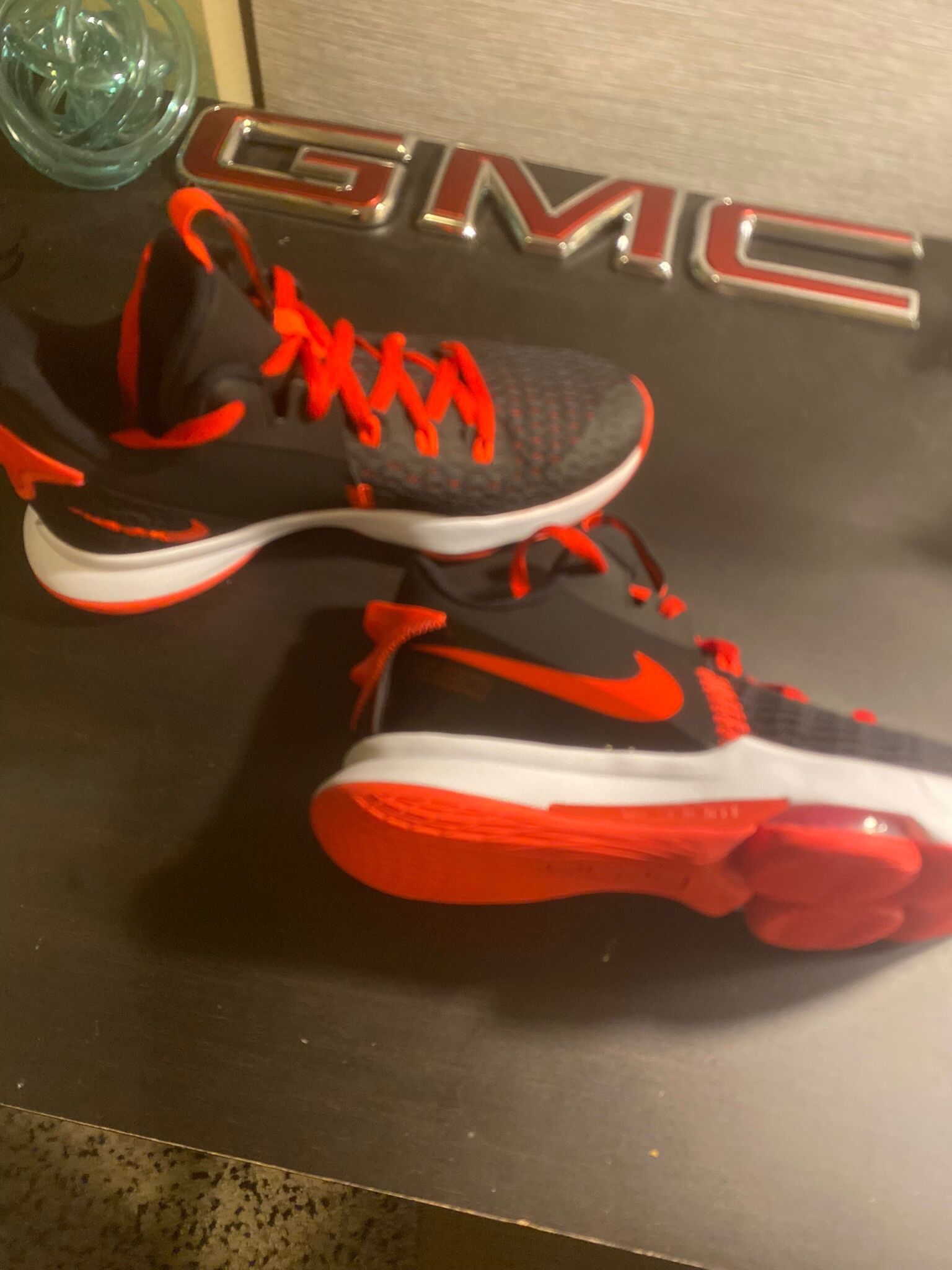 Nike 